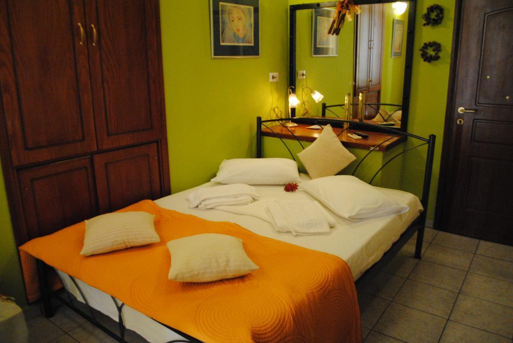 חאניה Traditional Idramon Hotel חדר תמונה