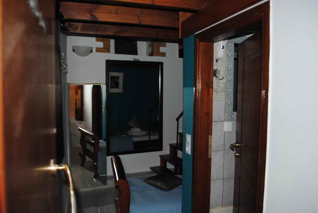 חאניה Traditional Idramon Hotel מראה חיצוני תמונה