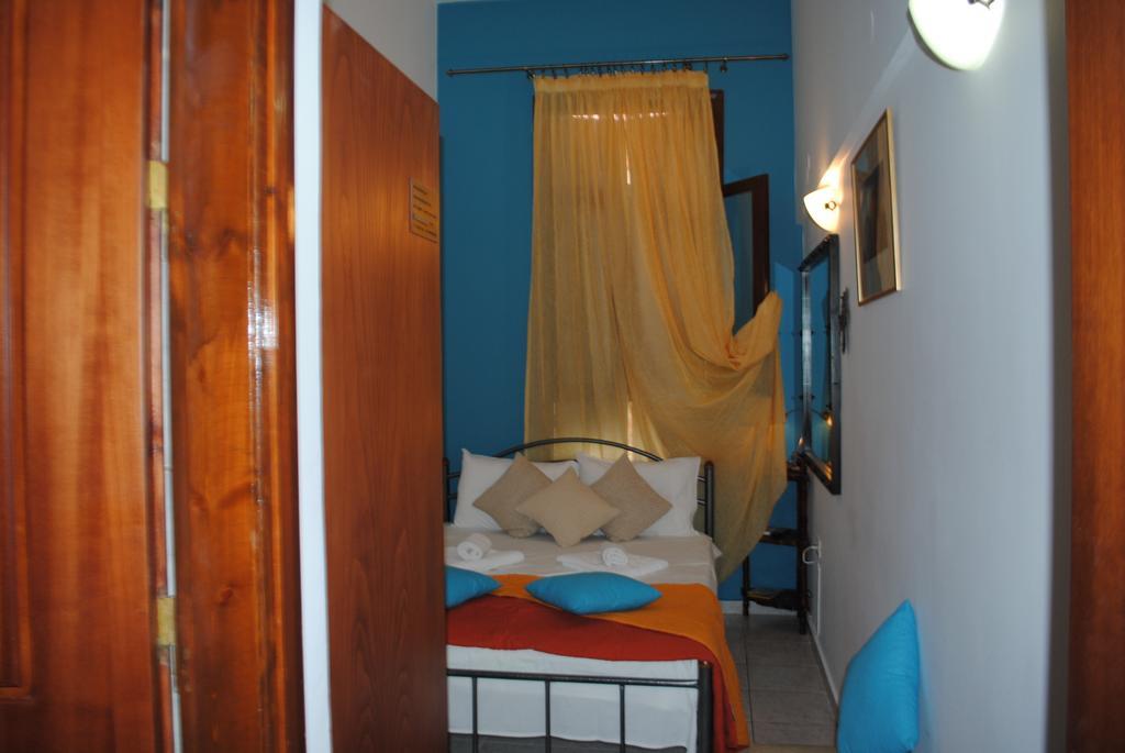 חאניה Traditional Idramon Hotel מראה חיצוני תמונה