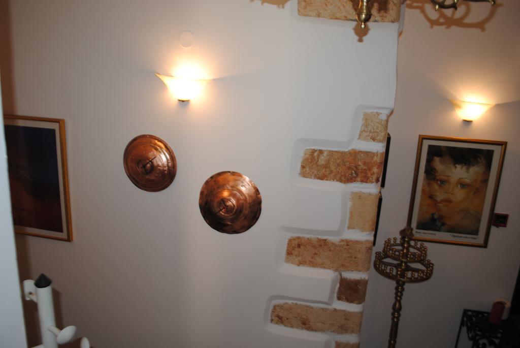 חאניה Traditional Idramon Hotel מראה חיצוני תמונה