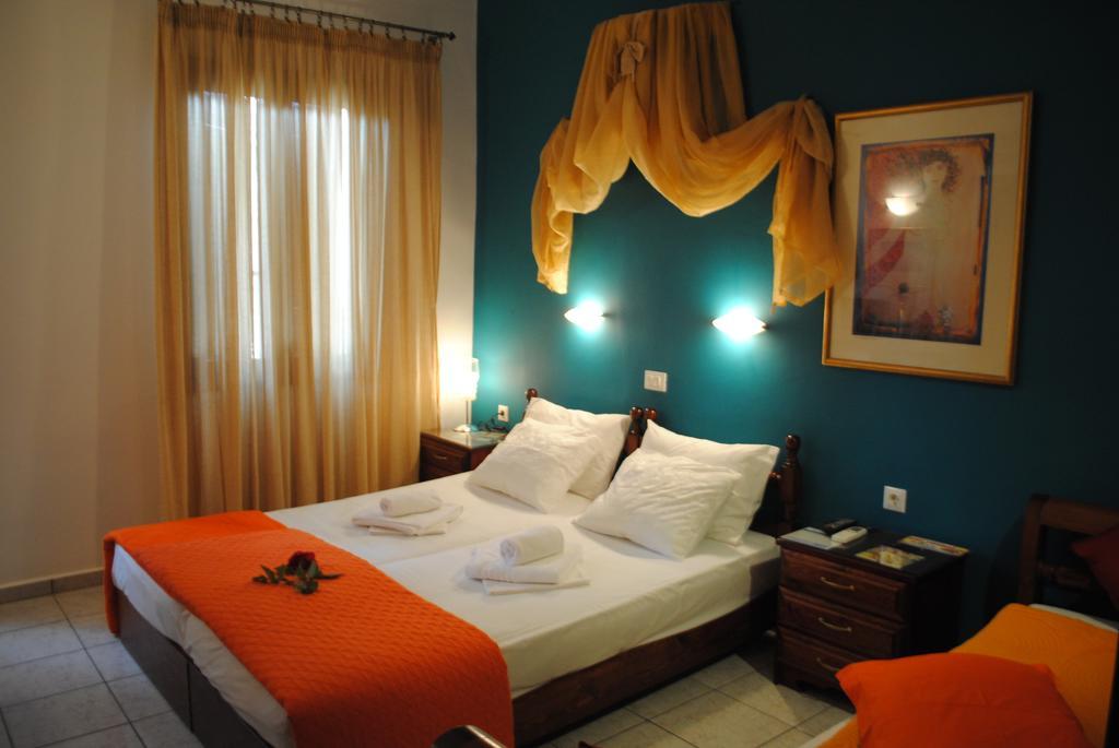 חאניה Traditional Idramon Hotel מראה חיצוני תמונה
