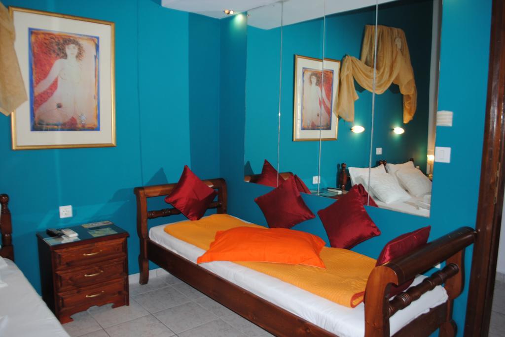 חאניה Traditional Idramon Hotel מראה חיצוני תמונה