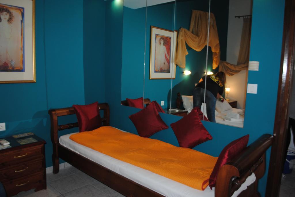 חאניה Traditional Idramon Hotel מראה חיצוני תמונה