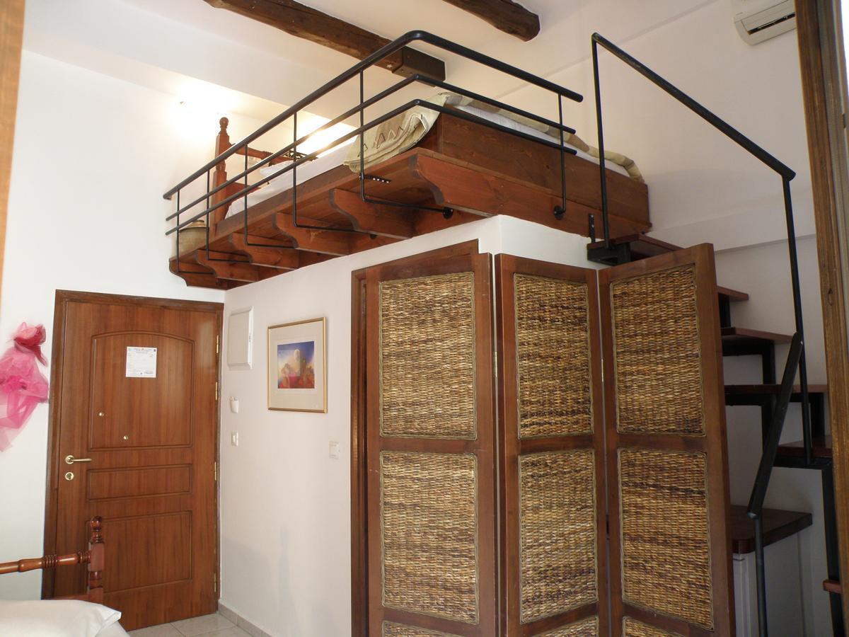 חאניה Traditional Idramon Hotel מראה חיצוני תמונה