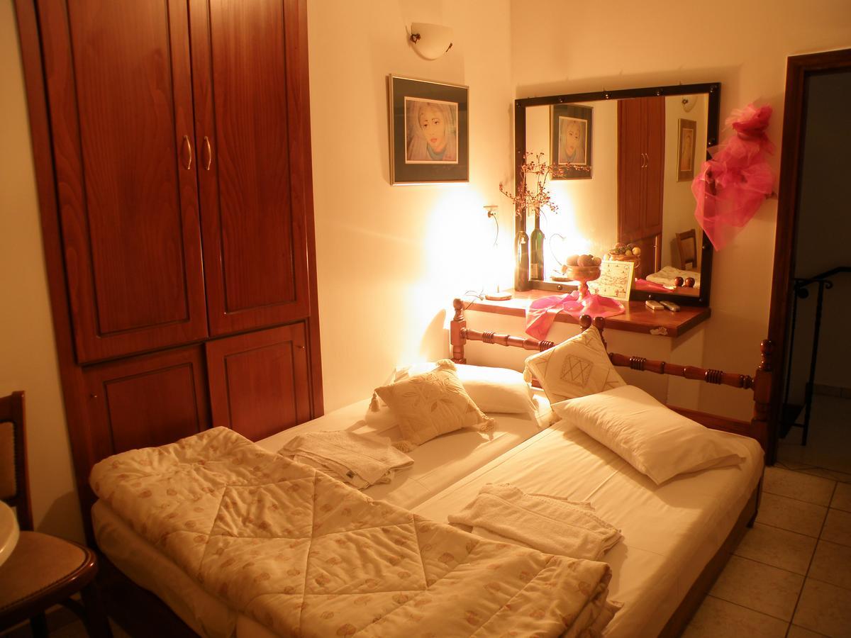 חאניה Traditional Idramon Hotel מראה חיצוני תמונה